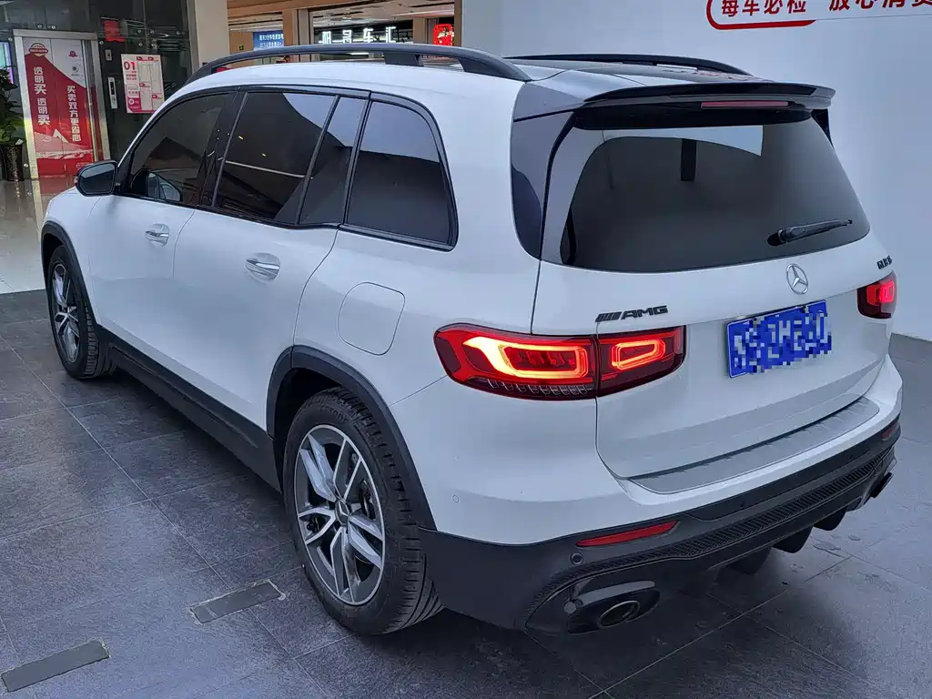 MERCEDES-BENZ GLB AMG