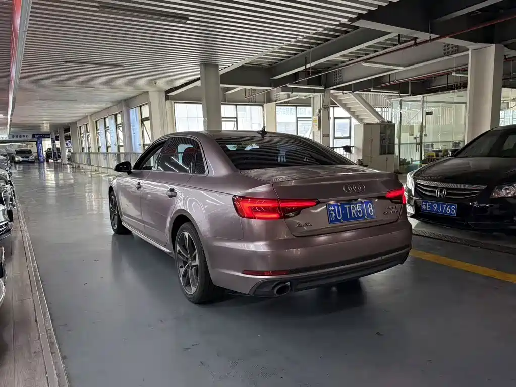 Audi A4L — миниатюра 4