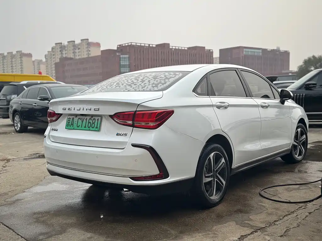 BAIC BEIJING EU5