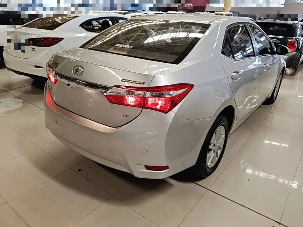 Toyota Corolla — миниатюра 7