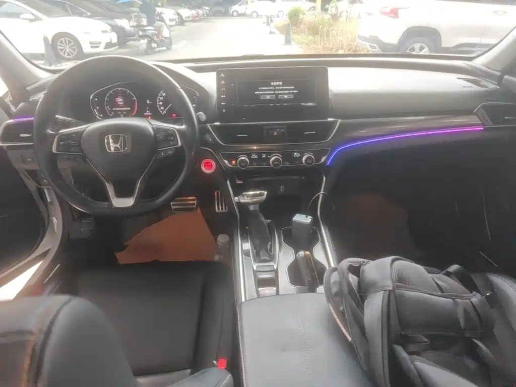 Honda Accord — миниатюра 10