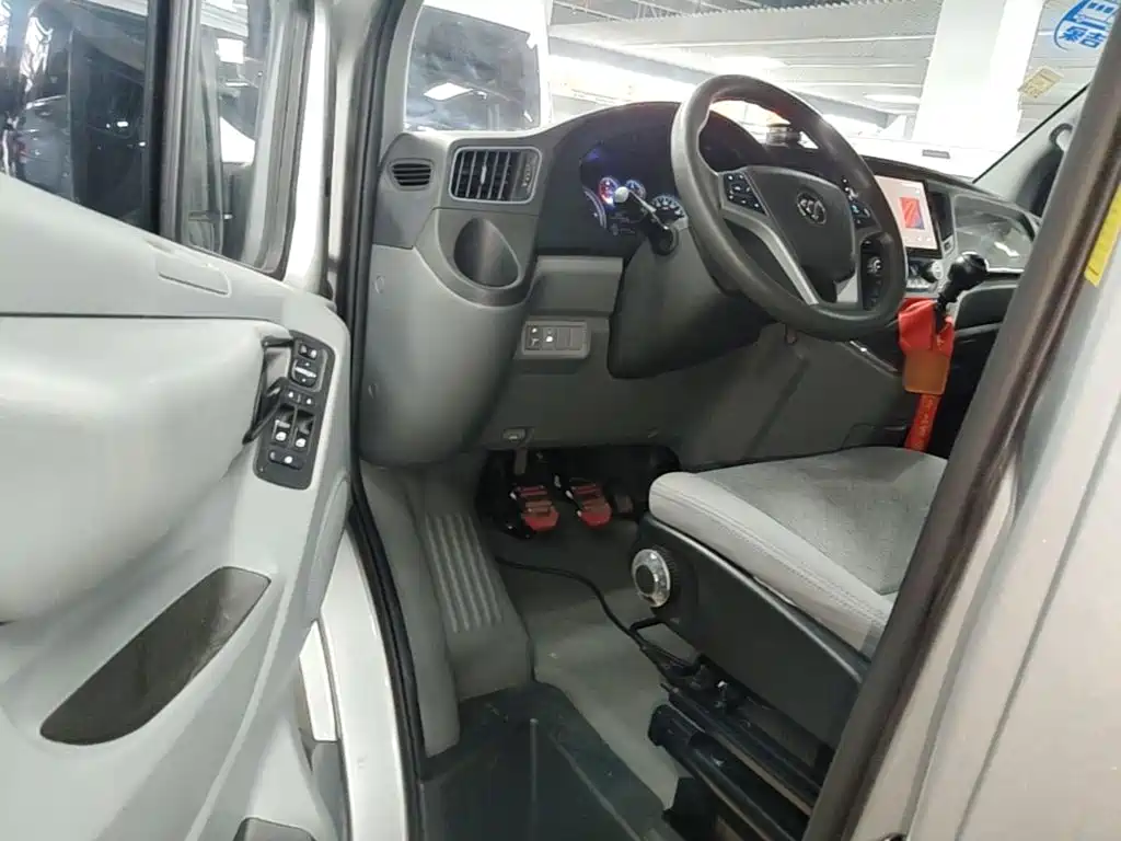 Foton Tuyano — миниатюра 16