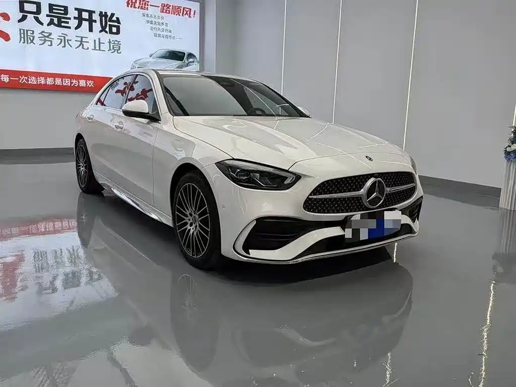Mercedes-Benz C-Class — миниатюра 2