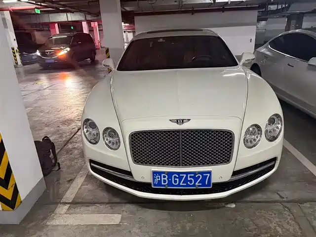 bentley flying