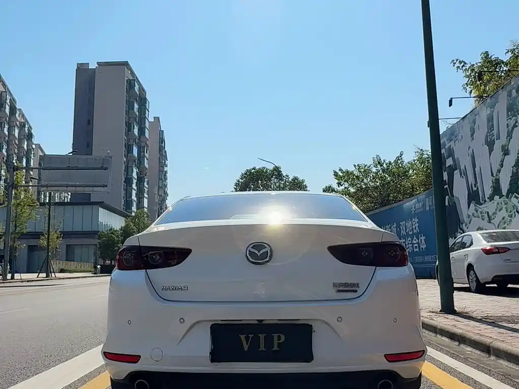 Mazda 3 Axela — миниатюра 8
