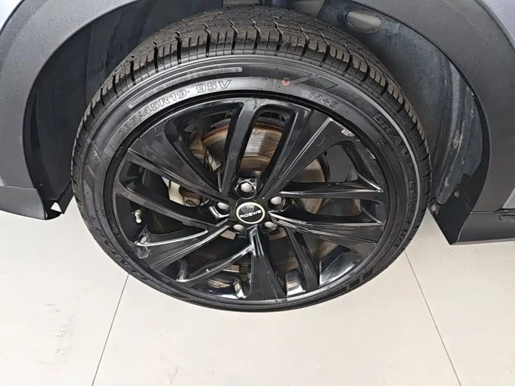 Roewe RX5 — миниатюра 23