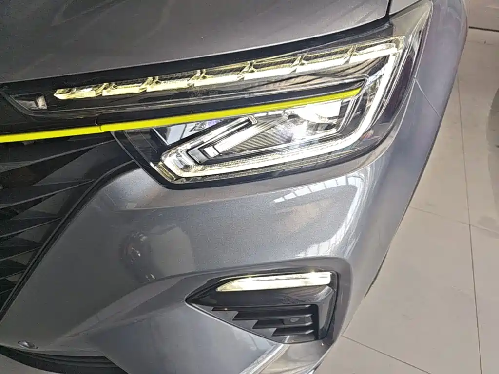 Roewe RX5 — миниатюра 24