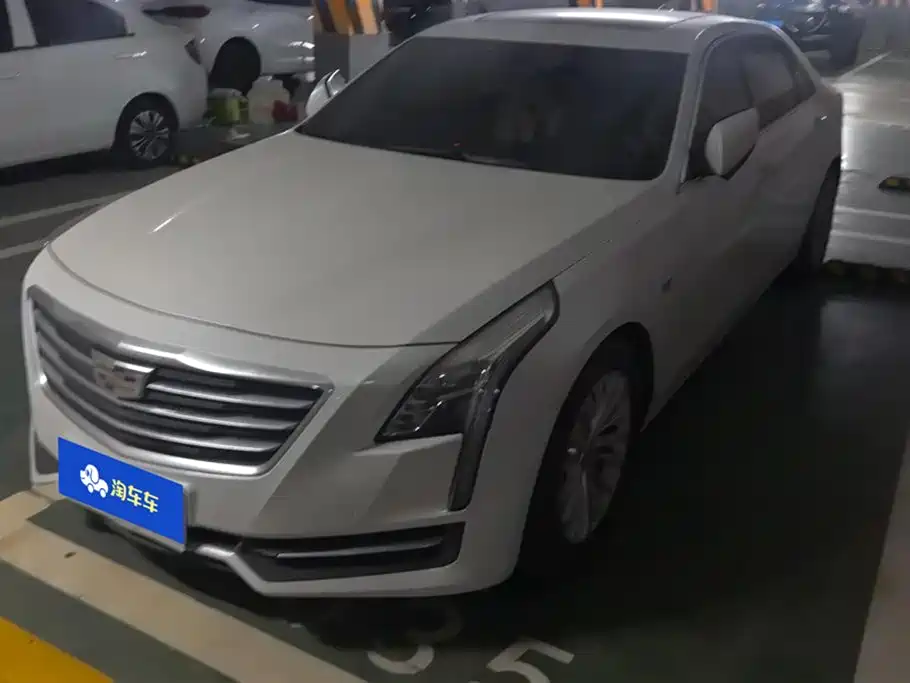 CADILLAC CT6