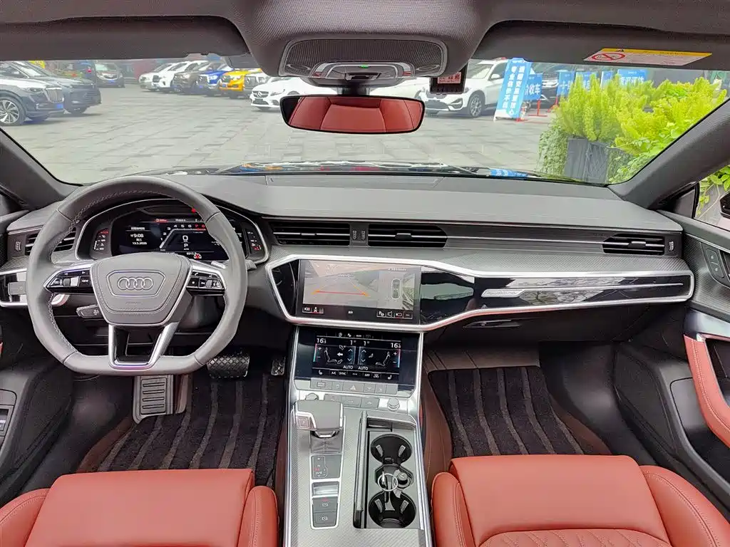 Audi A7L 2024 45 TFSI quattro
