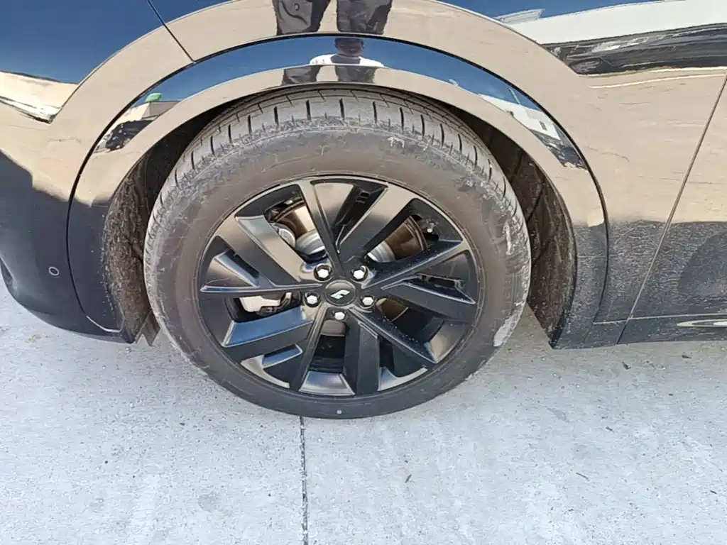 Li Auto Li L7 — миниатюра 23