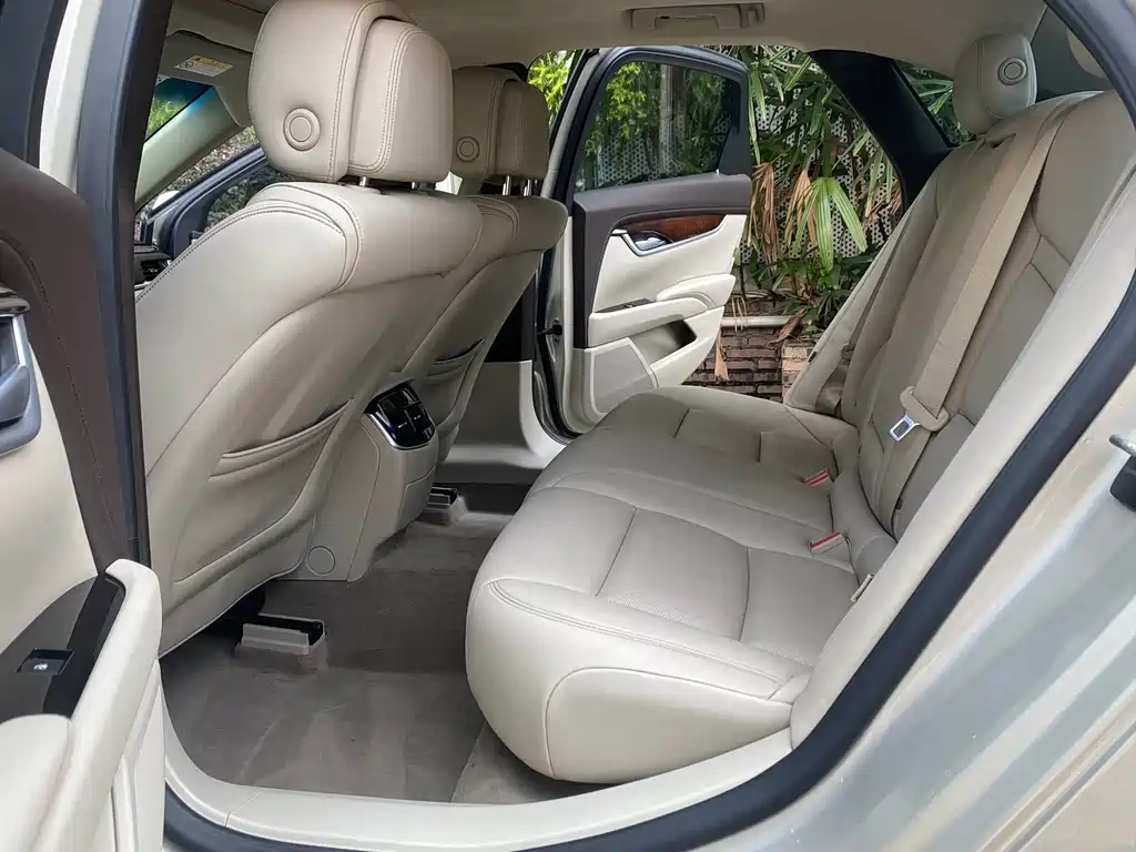 Cadillac XTS 2014 28T Elite