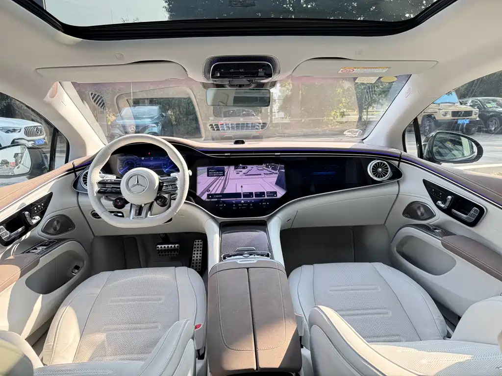 MERCEDES-BENZ EQS AMG