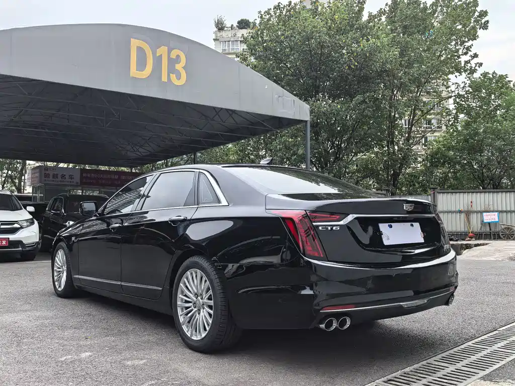 Cadillac CT6 — миниатюра 5