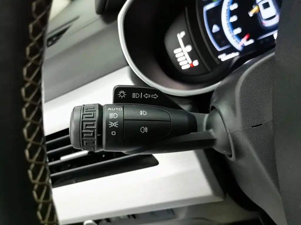 Geely Boyue — миниатюра 21