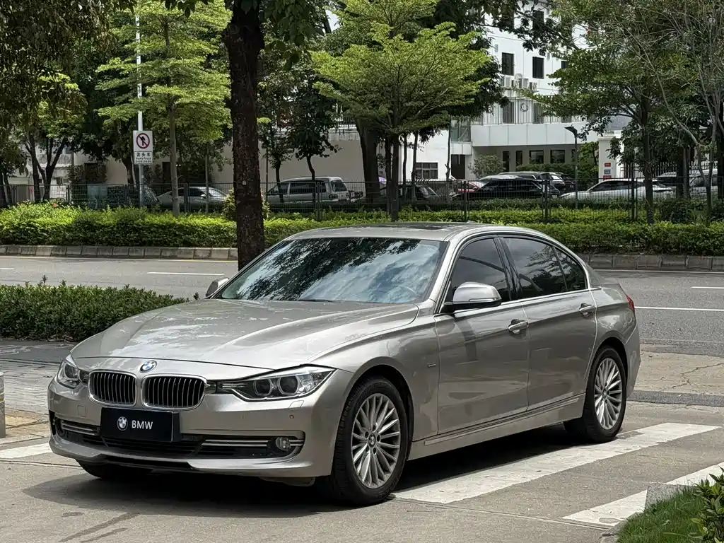 BMW 3 Series 2013