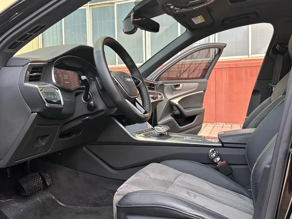 Audi A6L — миниатюра 7