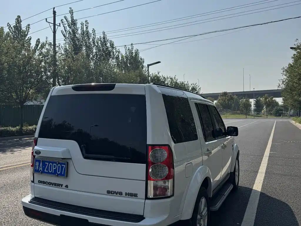 Land Rover Discovery — миниатюра 9