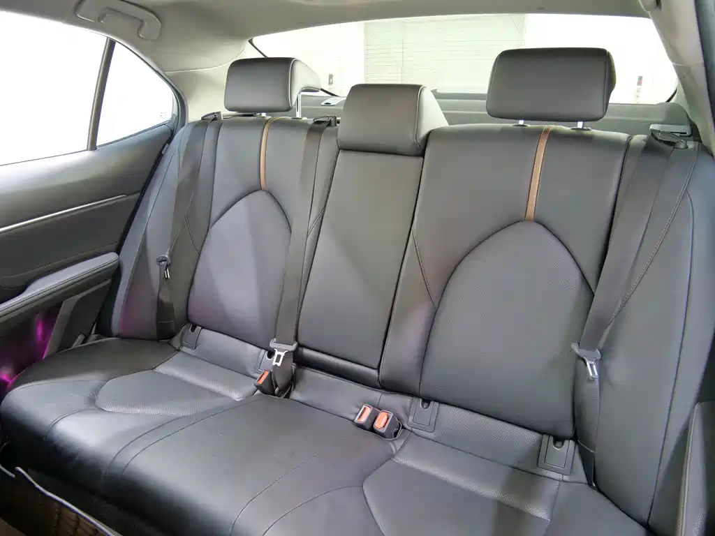 Toyota Camry 2021 2.5G Luxury