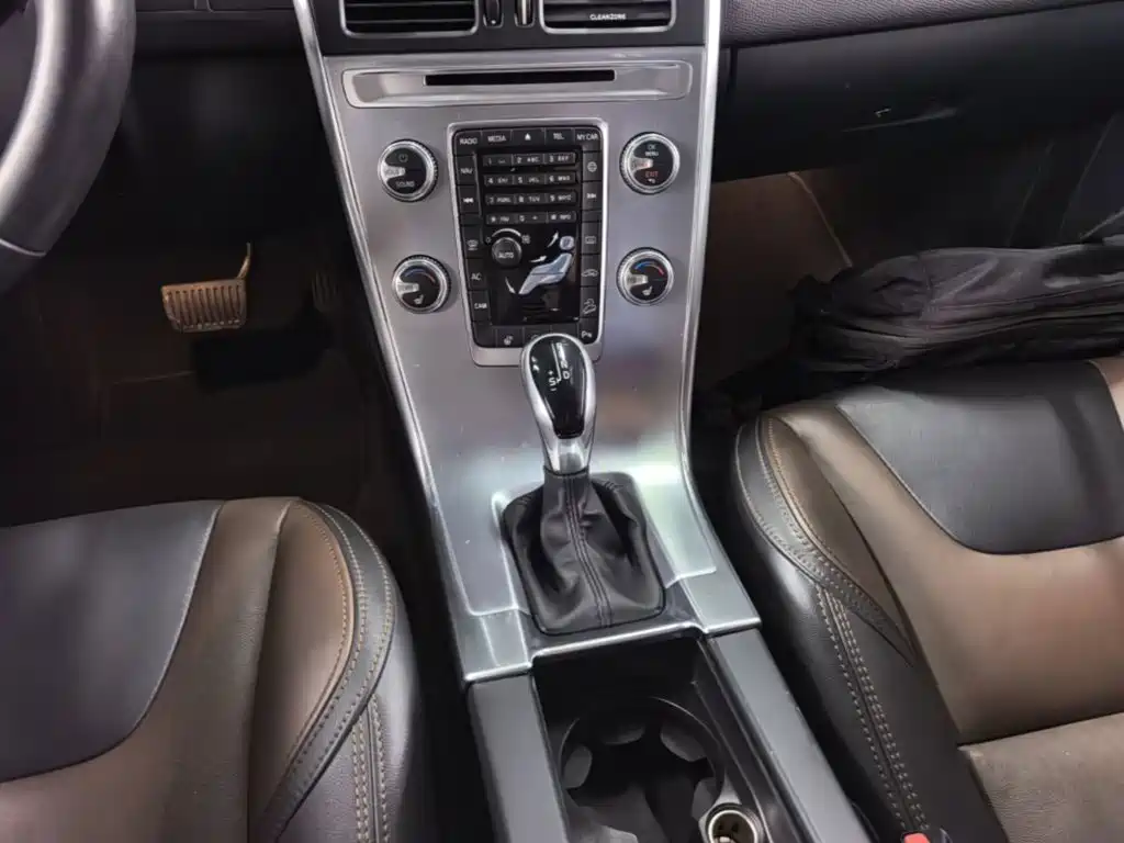 Volvo XC60 — миниатюра 14