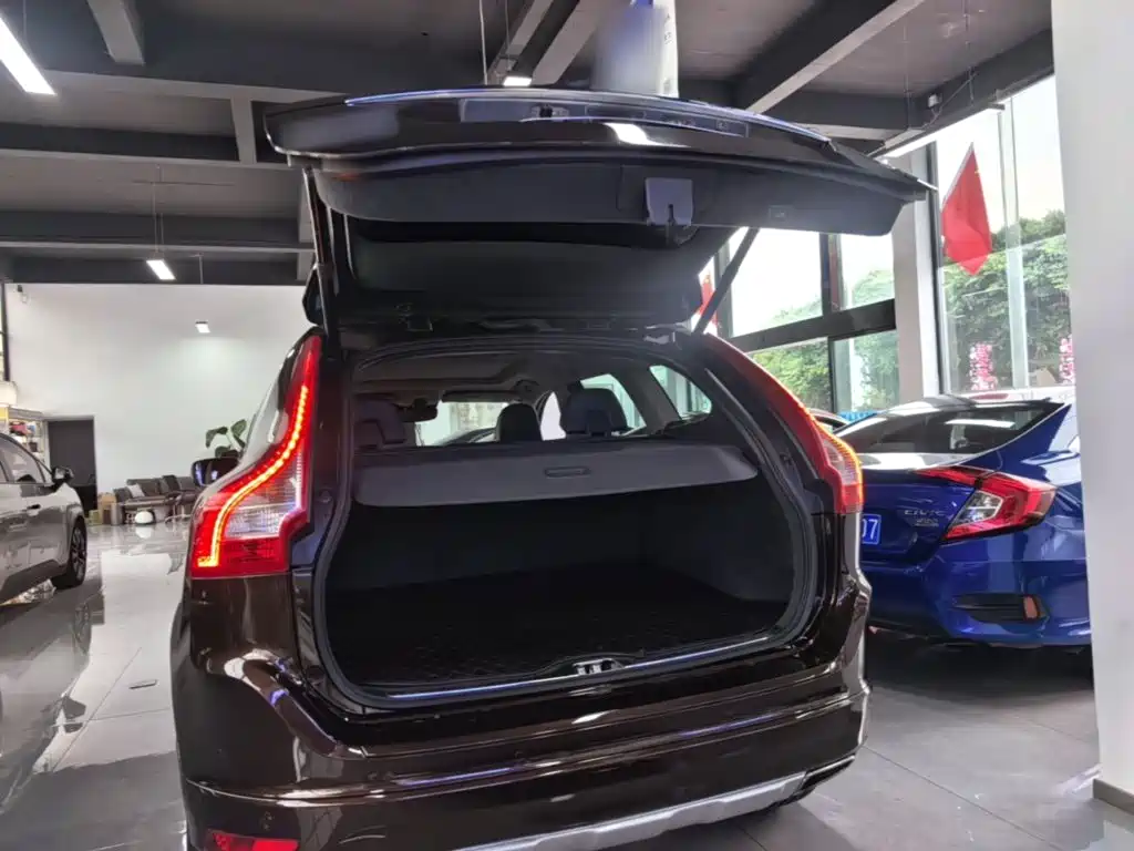 Volvo XC60 — миниатюра 19