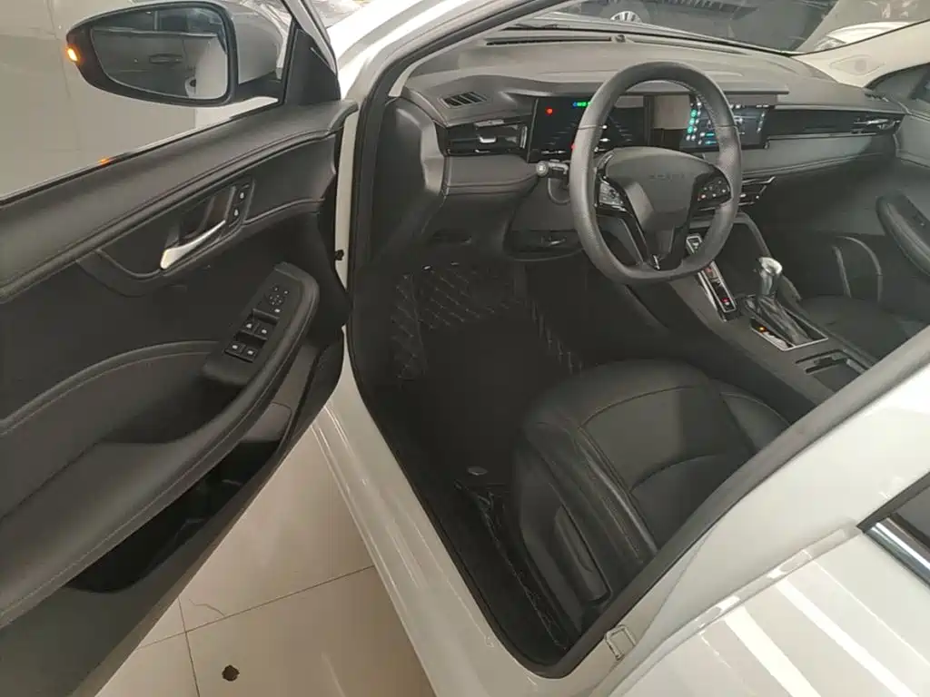 Roewe i5 — миниатюра 16