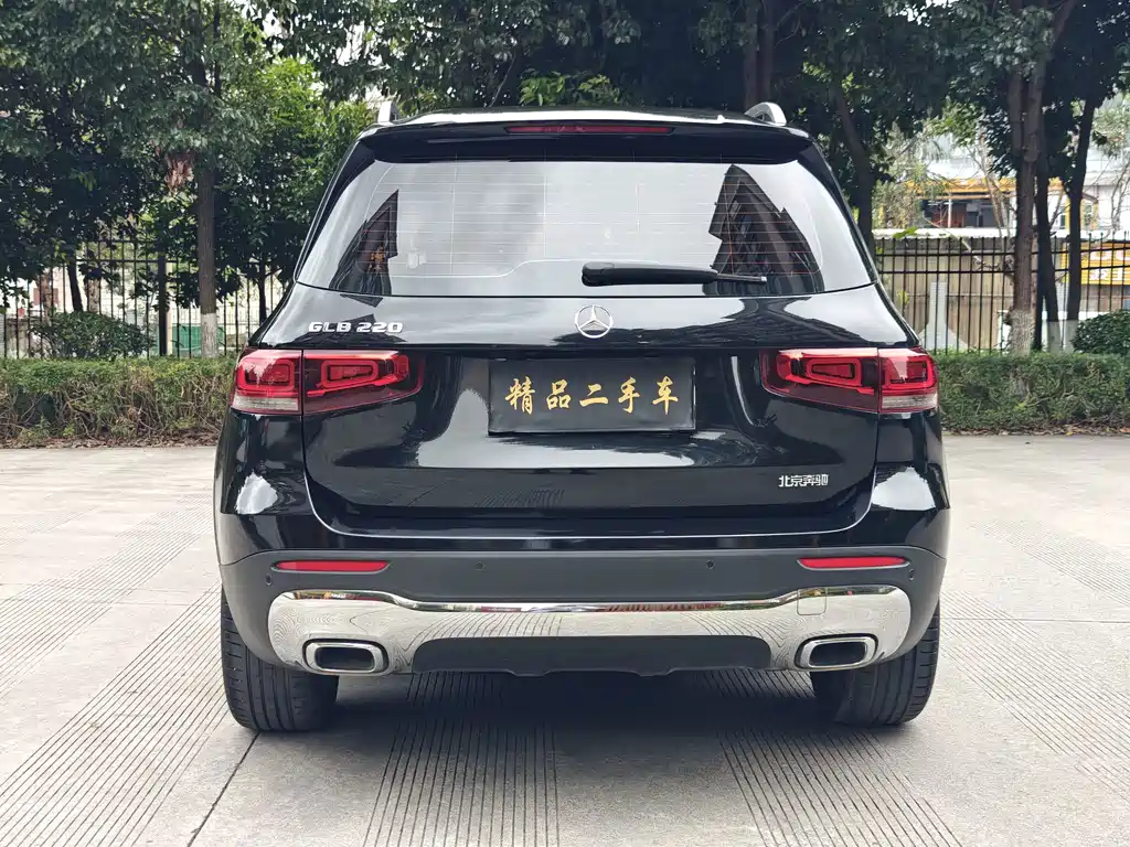 Mercedes-Benz GLB — миниатюра 15
