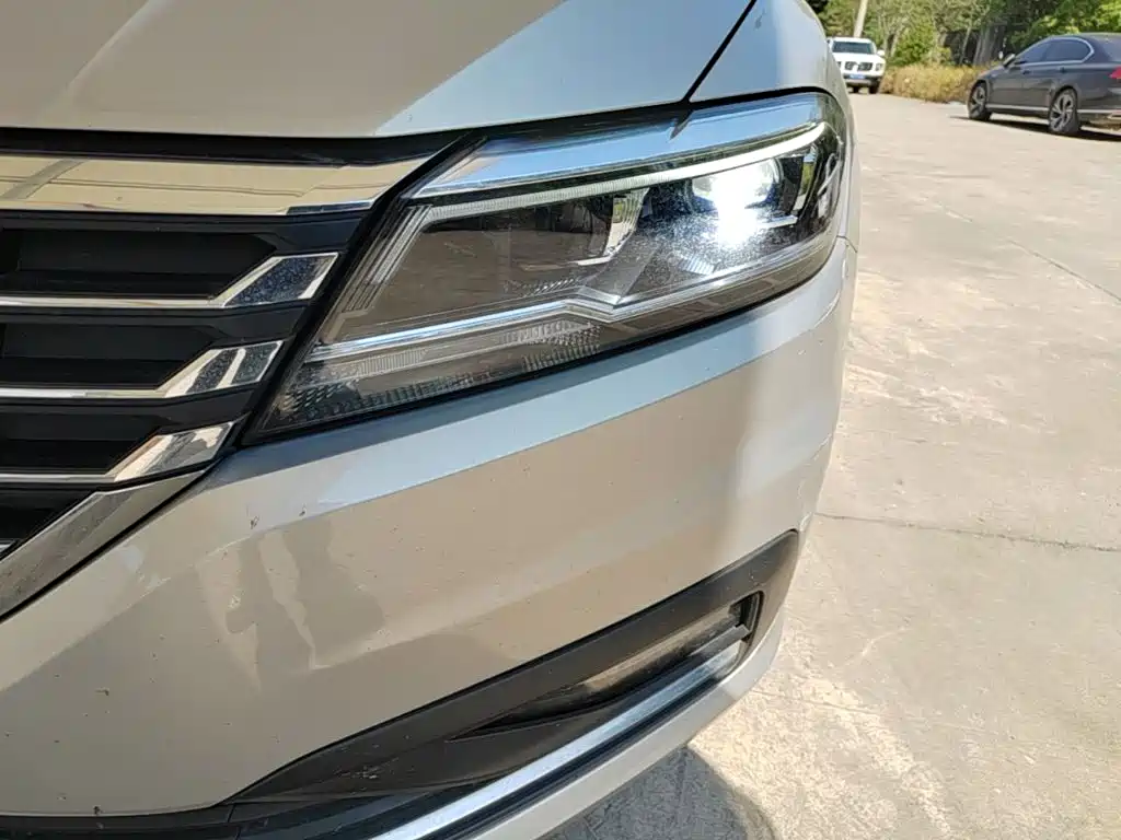 Volkswagen Lavida — миниатюра 24