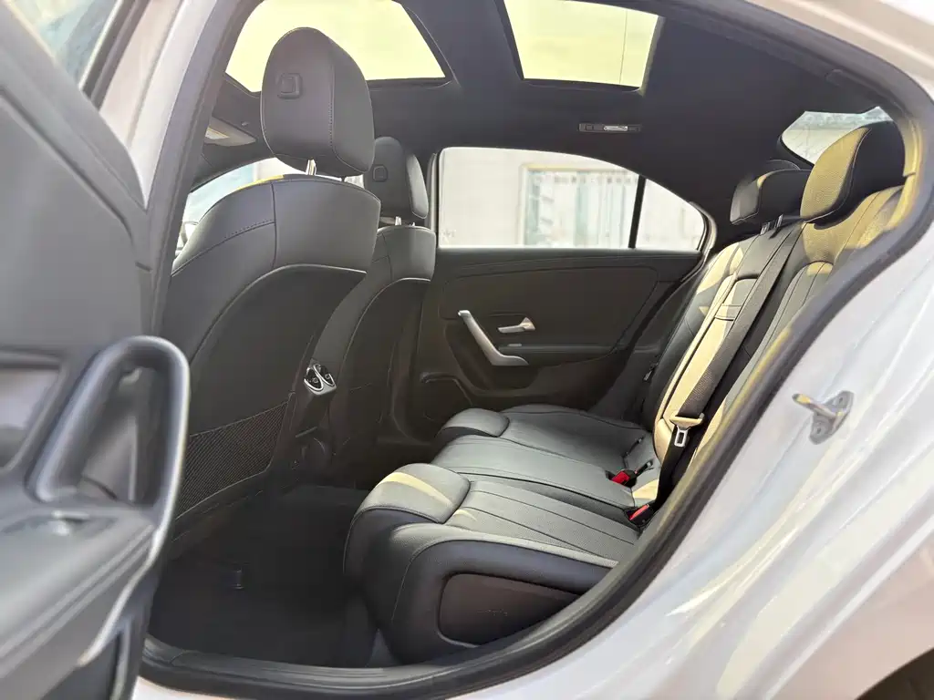 MERCEDES-BENZ A CLASS