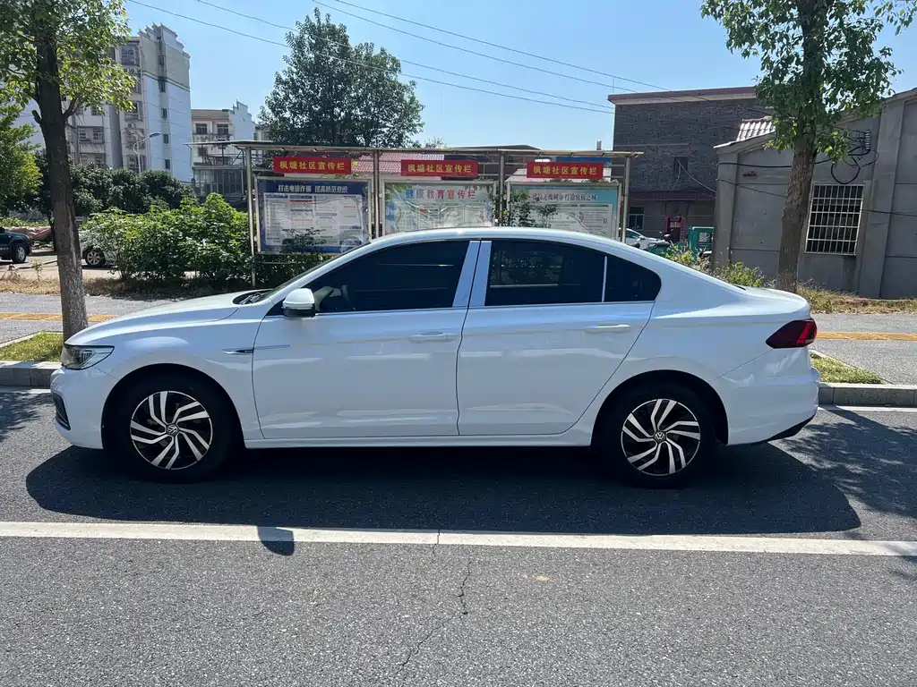 Volkswagen Bora — миниатюра 7