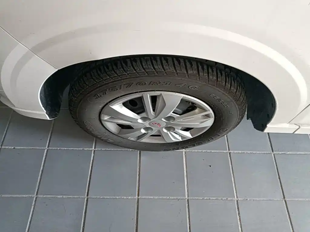Wuling Hongguang — миниатюра 23