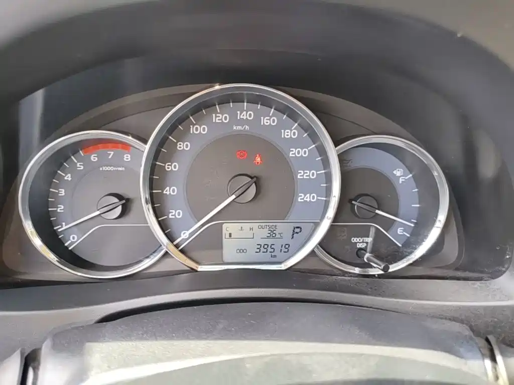 Toyota Corolla — миниатюра 12