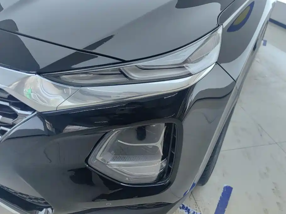 Hyundai Santa Fe — миниатюра 5