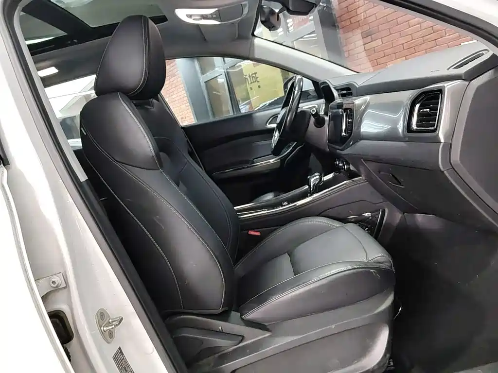 Chery Tiggo 8 — миниатюра 10