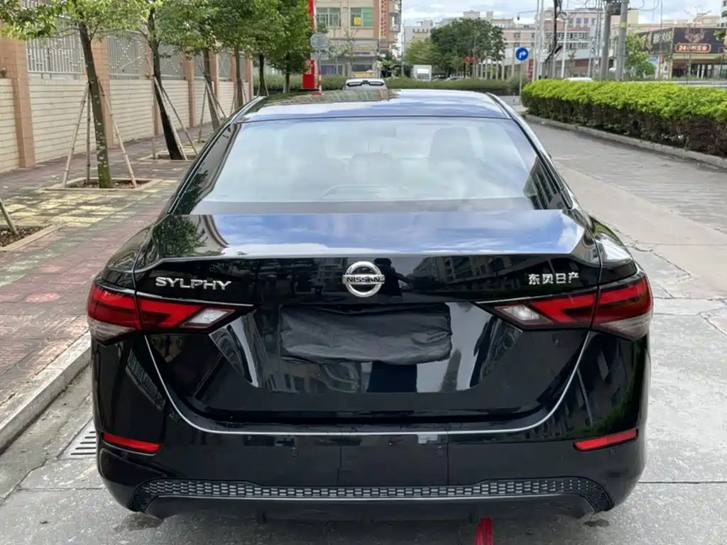 Nissan Sylphy — миниатюра 8