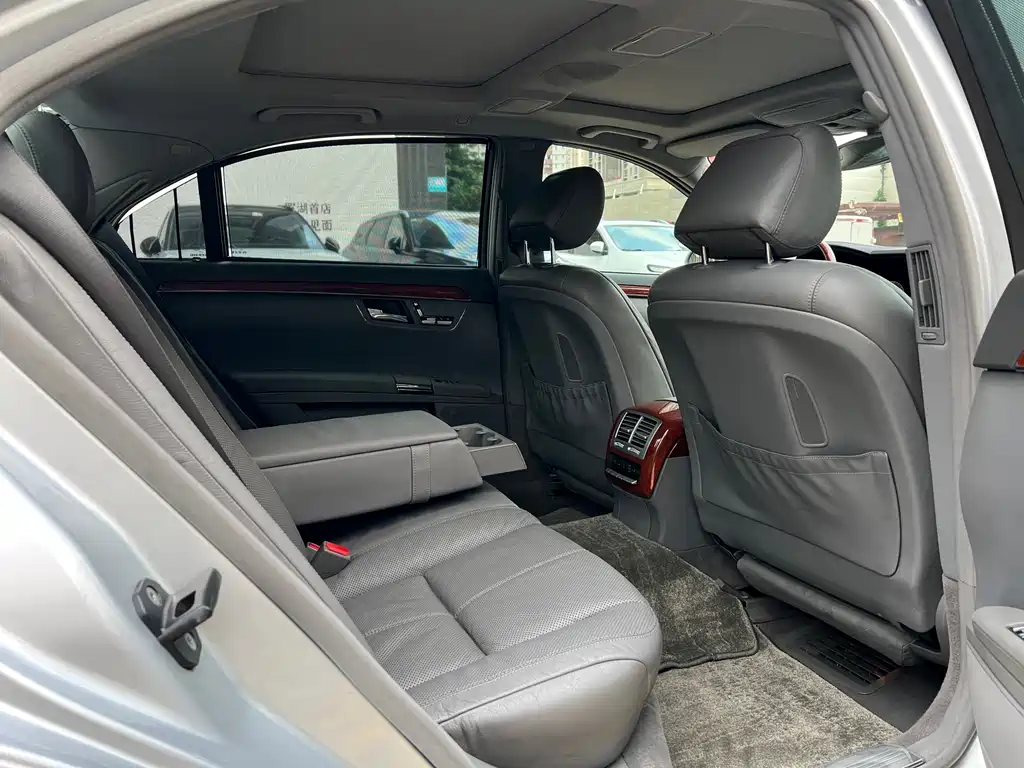Mercedes-Benz S-Class S 2006 S 350