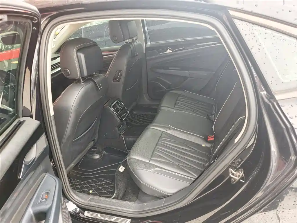 Volkswagen Passat — миниатюра 5