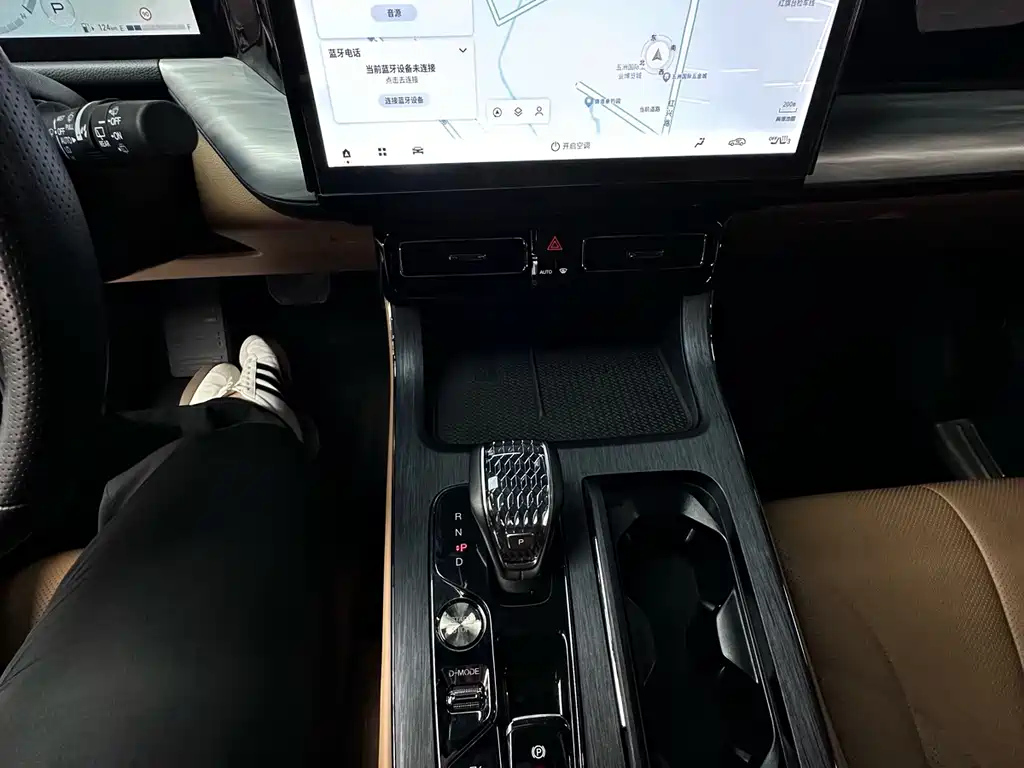 GAC Motor Trumpchi GS8 — миниатюра 24
