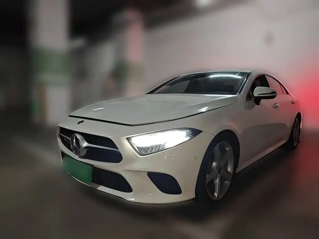 Mercedes-Benz CLS