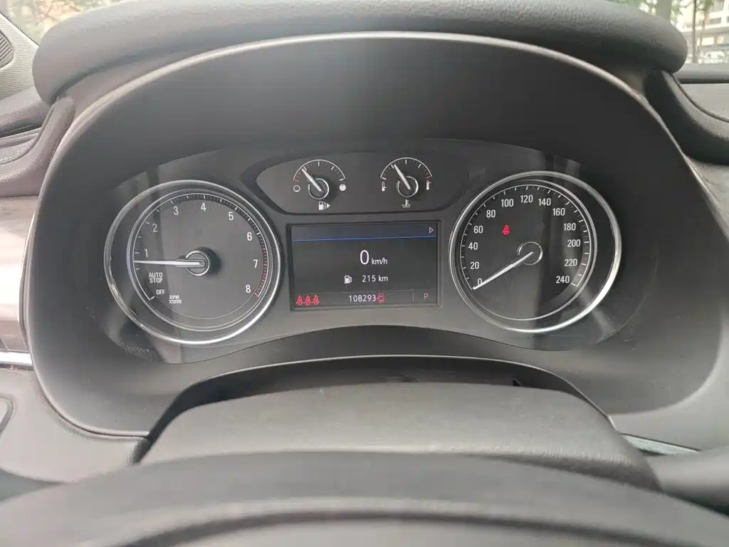 Buick LaCrosse — миниатюра 5