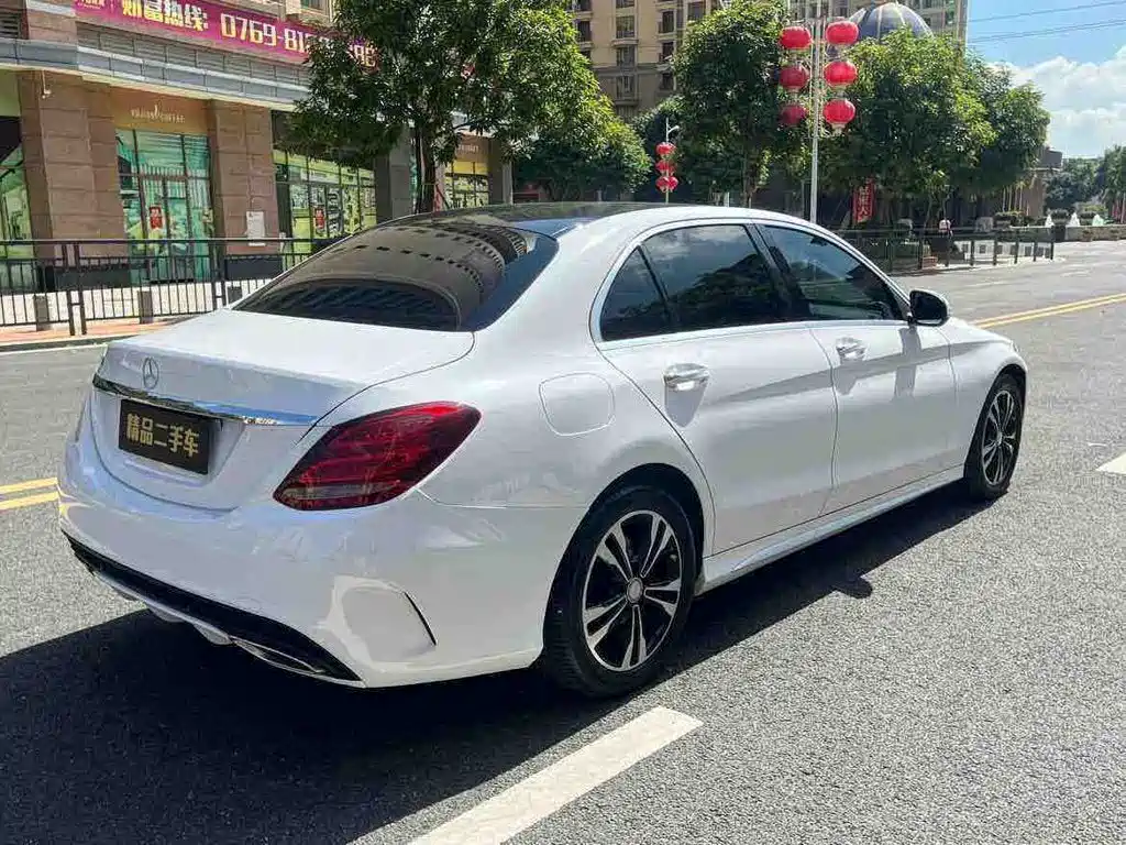 Mercedes-Benz C-Class — миниатюра 4