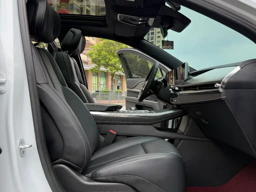 Cadillac XT5 — миниатюра 25
