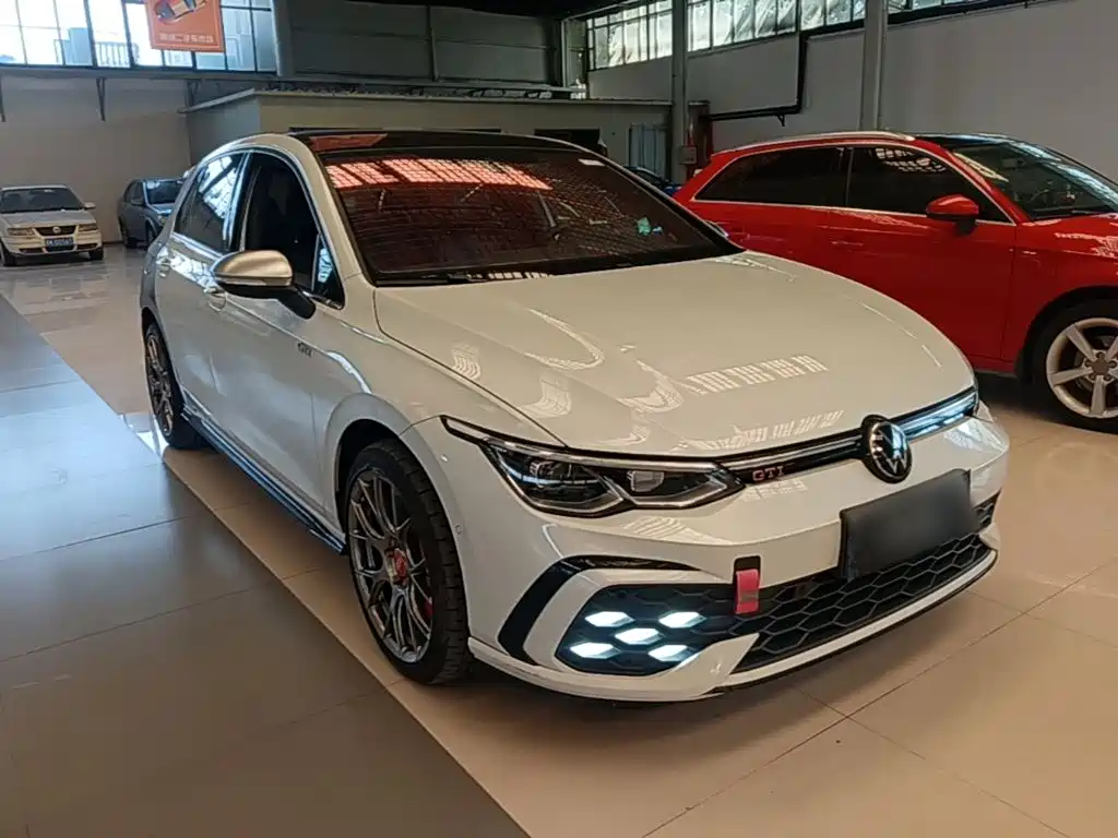 Volkswagen Golf — миниатюра 4