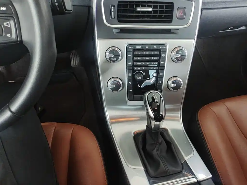 Volvo S60 — миниатюра 10