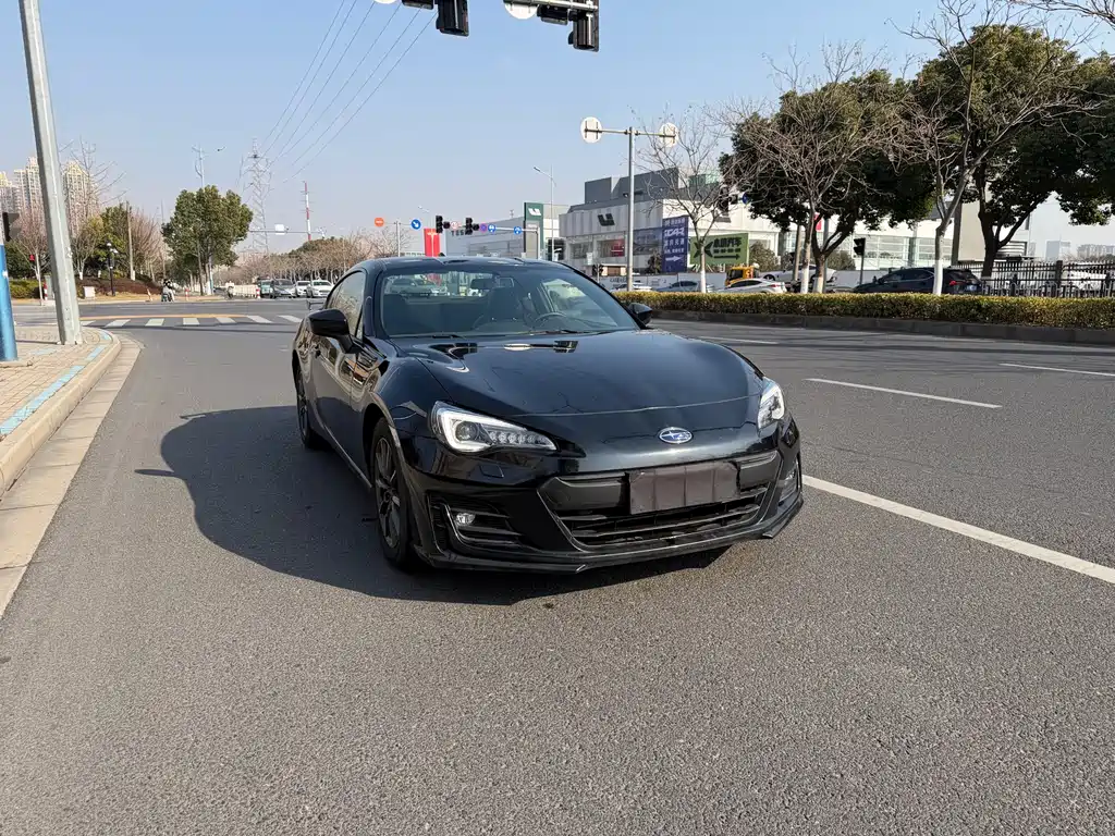 SUBARU BRZ