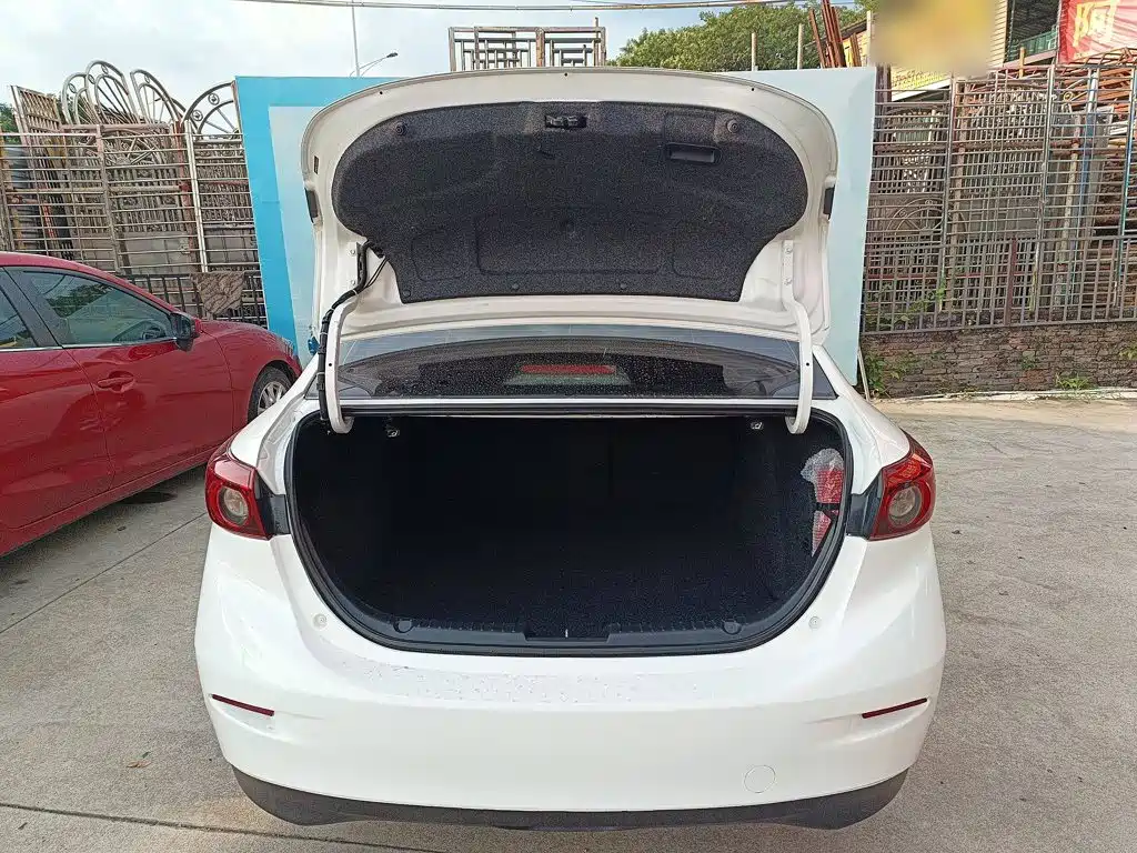 Mazda 3 Axela — миниатюра 19