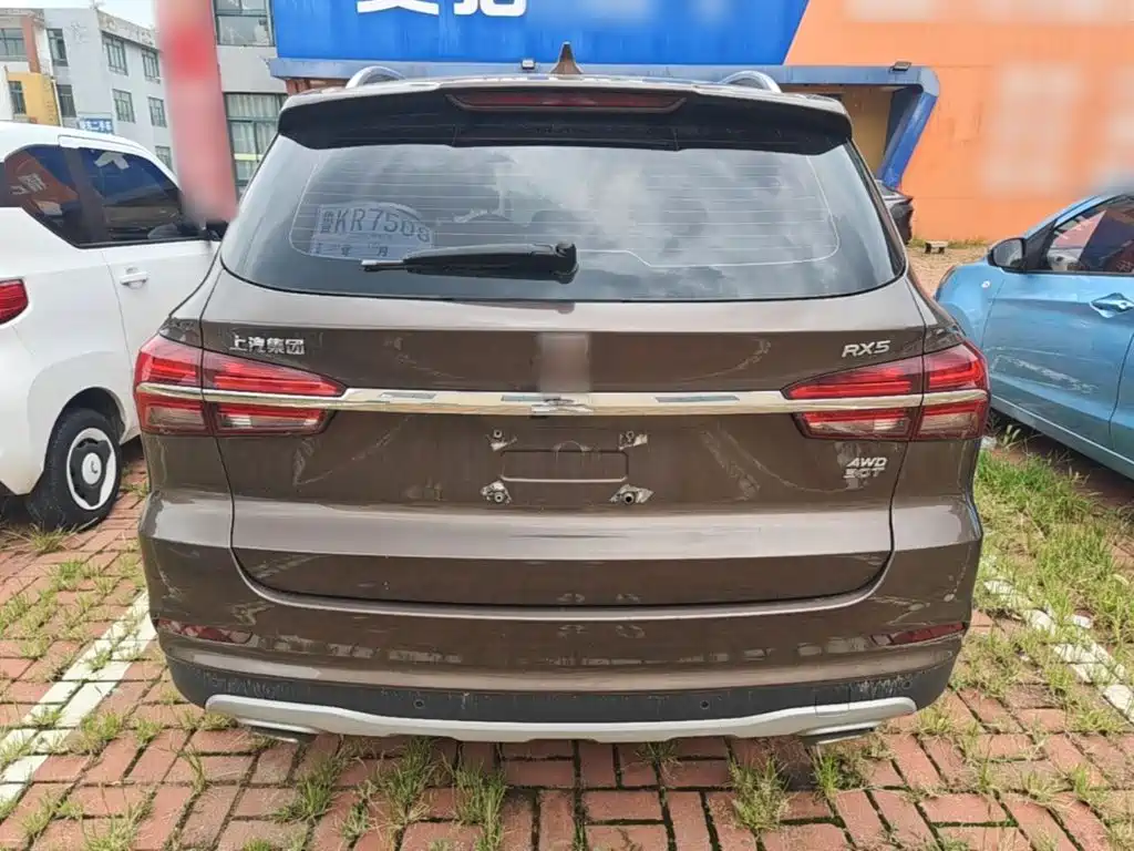 Roewe RX5 — миниатюра 6