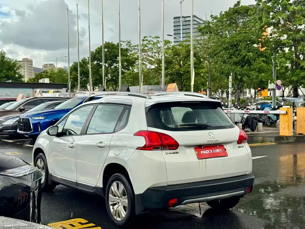 Peugeot 2008 — миниатюра 3