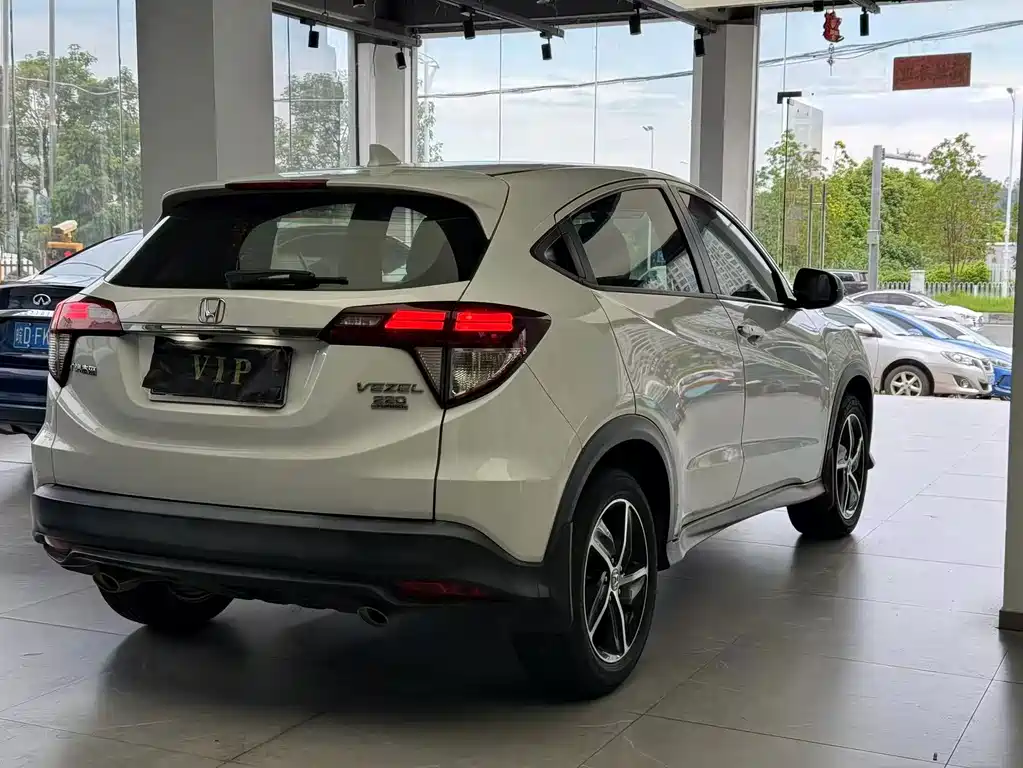 Honda Vezel — миниатюра 7