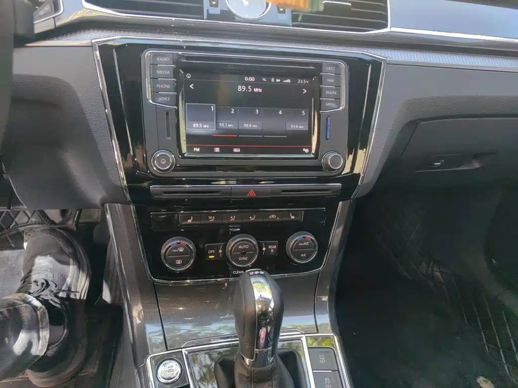 Volkswagen Passat — миниатюра 6
