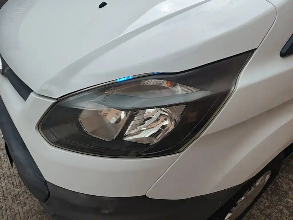 Ford Transit — миниатюра 24